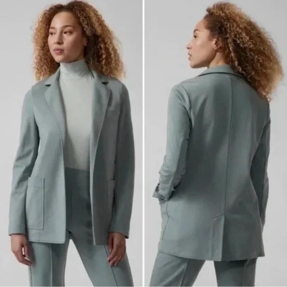 Athleta Minimalistic Eastbound Blazer
